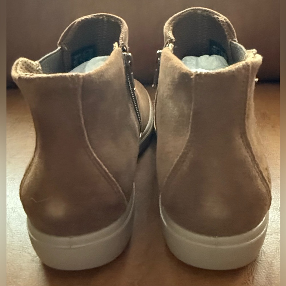 ECCO Classic Sneaker Ankle Boot Camel Nubuck Size 9–9.5 EU40 NWB - Picture 5 of 11